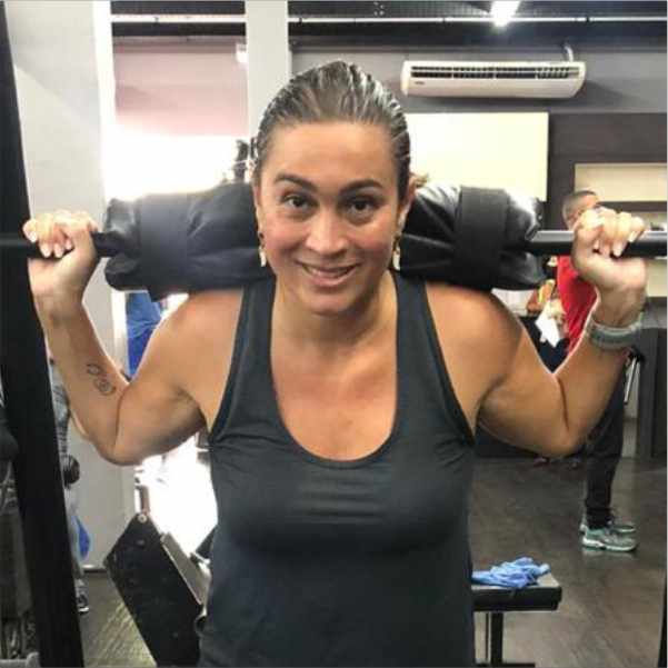 Samantha Barros